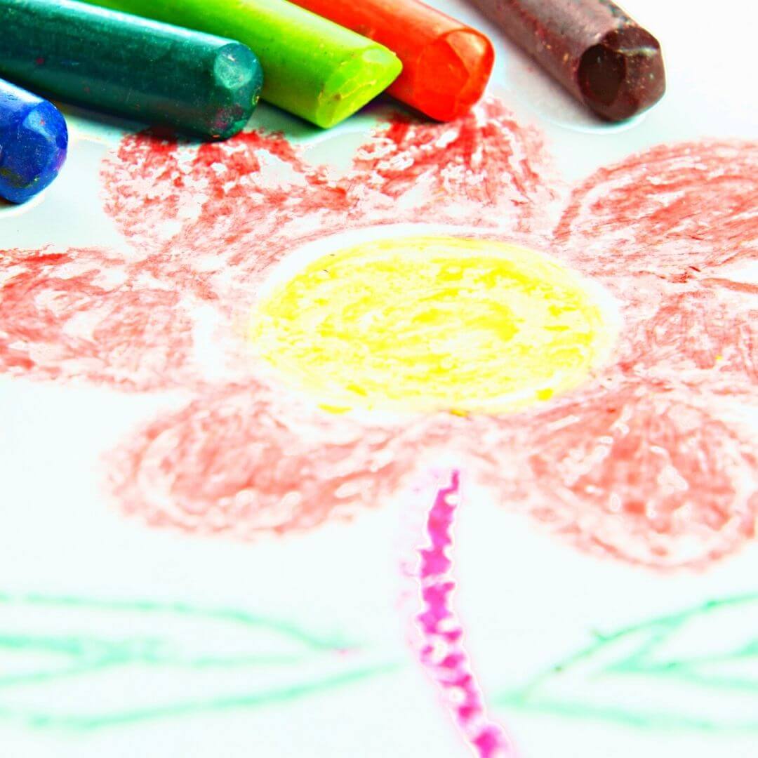 dibujo de una flor con crayola